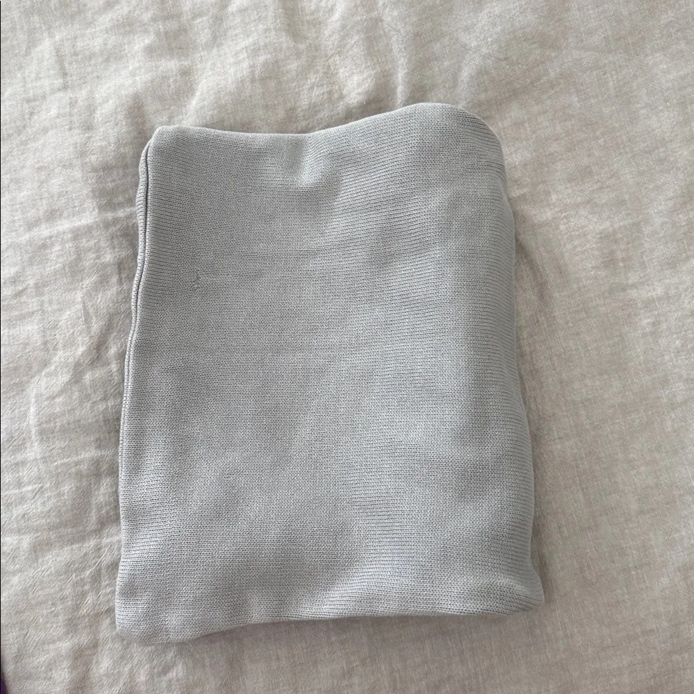 Restoration hardware Baby Cotton Pillow Cover. 18x21